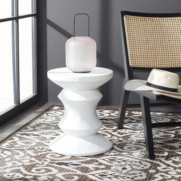 Safavieh Katara Concrete Stool | Safavieh - VNN1034