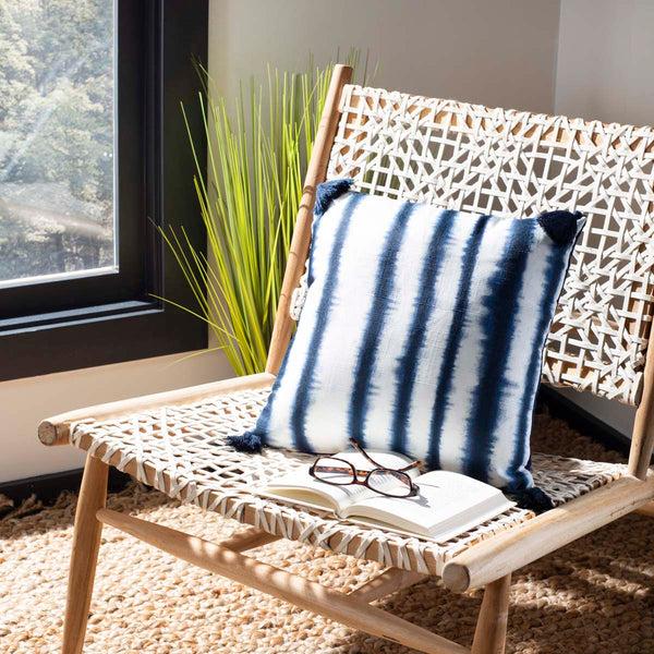 Safavieh Safavieh Cassia Pillow - Navy/White