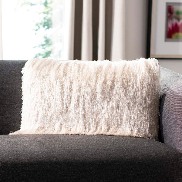 Safavieh Safavieh Chic Shag Pillow - Ivory