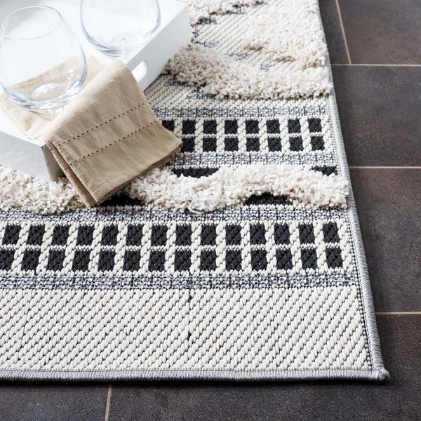 Safavieh Safavieh Cottage Rug COT206B - Ivory / Black