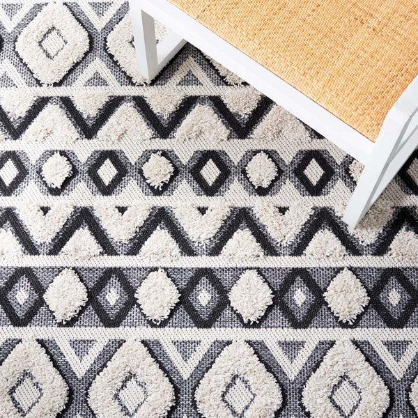 Safavieh Safavieh Cottage Rug COT210B - Ivory / Black