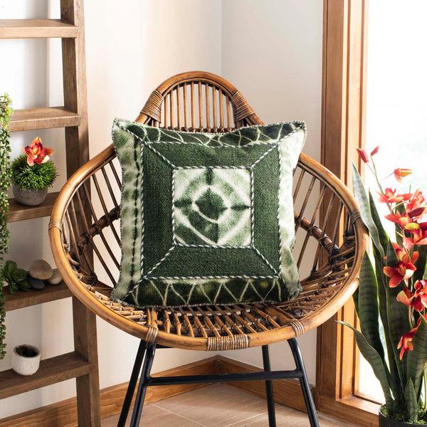 Safavieh Safavieh Dip Dye Patch Pillow Cilantro
