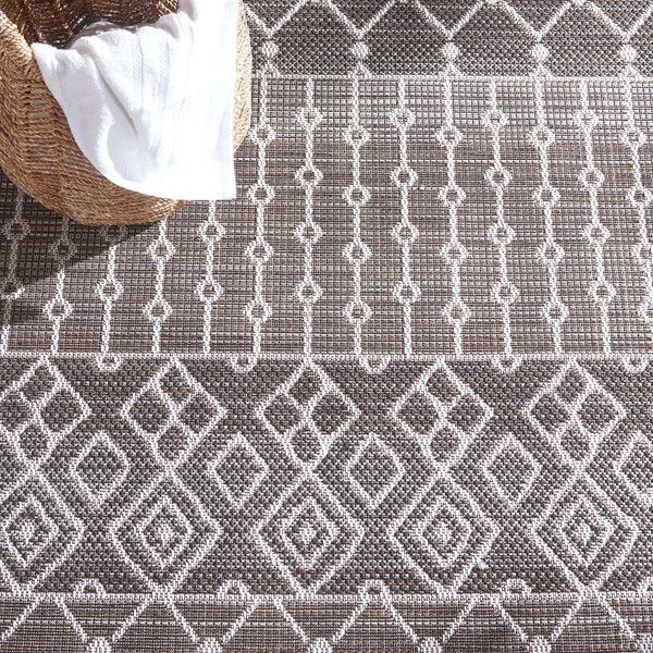 Safavieh Safavieh Havana Rug HAV301T - Brown / Ivory