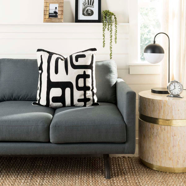 Safavieh Safavieh Maize Pillow - Black