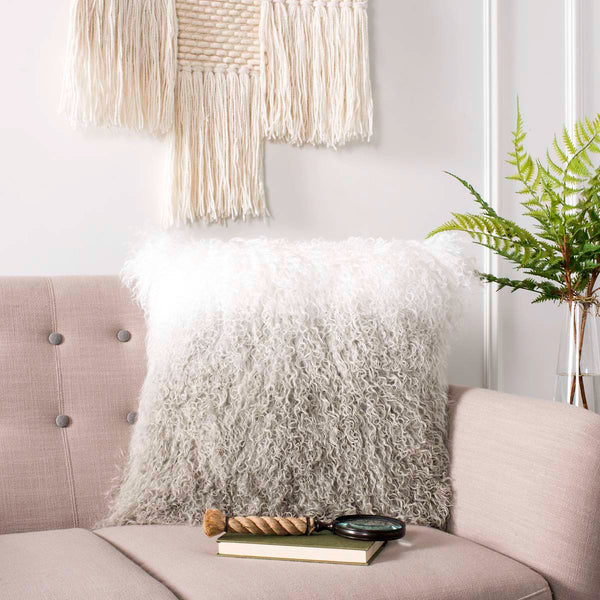 Safavieh Safavieh Suri Sheep Skin Pillow - White/Grey