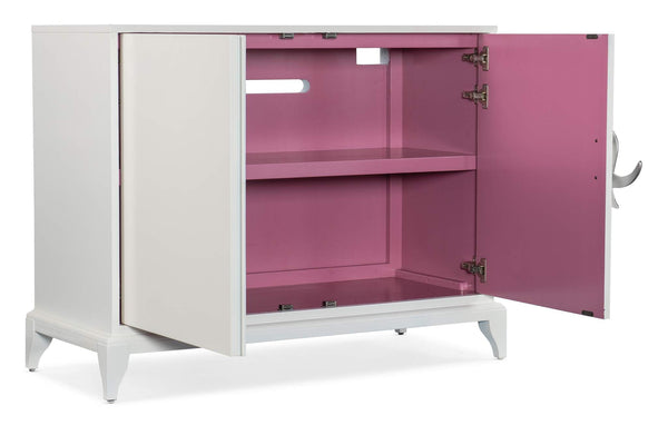 Safavieh Unity Chest - White/Cream/Beige | Hooker Furniture - 5000-85005-02