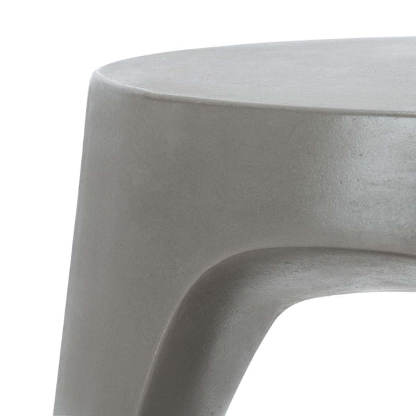 Safavieh Vikki Concrete Accent Table | Safavieh - VNN1040