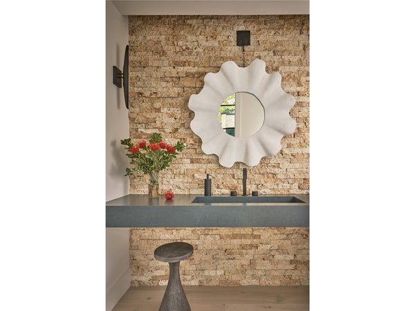 Safavieh Weekender Scallop Mirror | Universal Furniture - U33002M