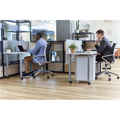 Safco Jurni Multi-Purpose Table With Post Leg And Casters