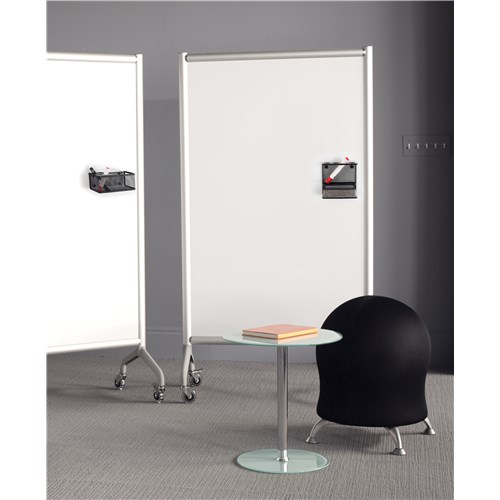 Safco Onyx™ Mesh Marker Organizer With Basket