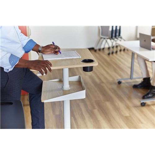 Safco Vum™ Mobile Workstation