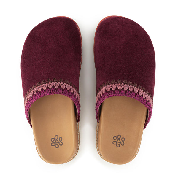 sakroots Bolinas Lug Sole Clog Black Cherry Seminyak