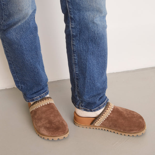 Sakroots Bolinas Lug Sole Clog Tobacco Seminyak