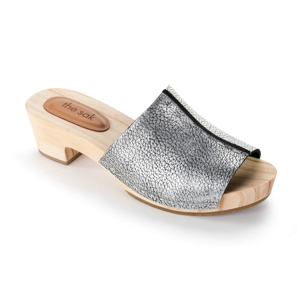 Sakroots Ella Clog Sandal Dark Silver