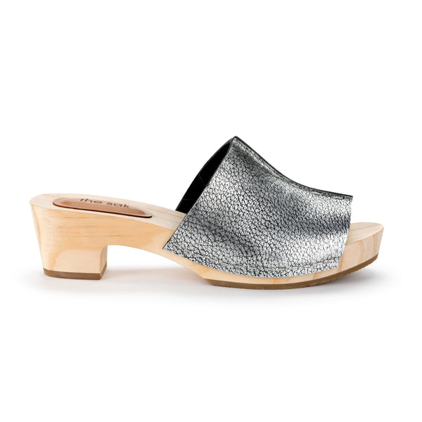 Sakroots Ella Clog Sandal Dark Silver