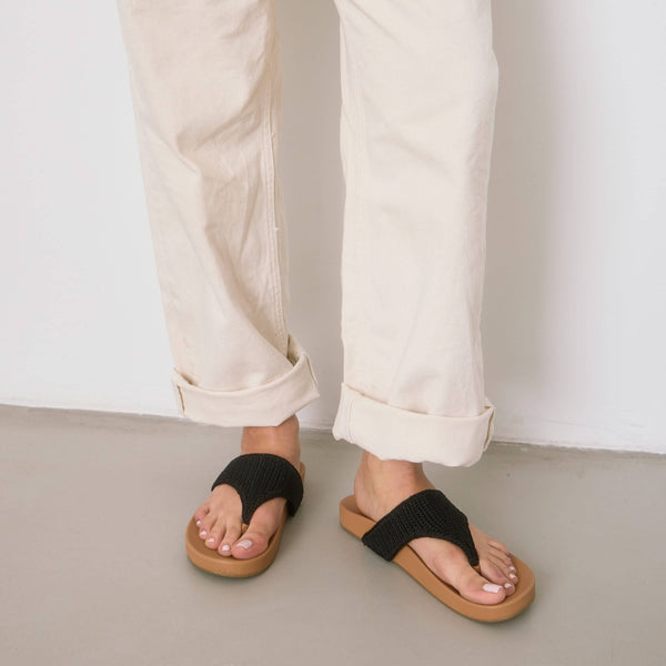 Sakroots Everly Sandal Black