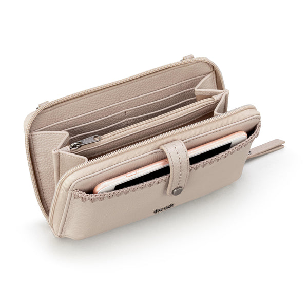 Sakroots Iris Smartphone Wallet Sand