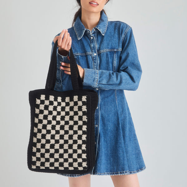 Sakroots Lanie Market Tote Black Check
