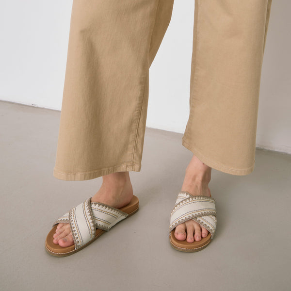 Sakroots Penelope Sandal Stone Neutral Seminyak