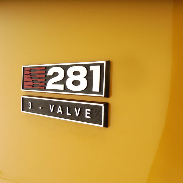 Saleen Decklid Badge S281 99-04 S281 - Chrome