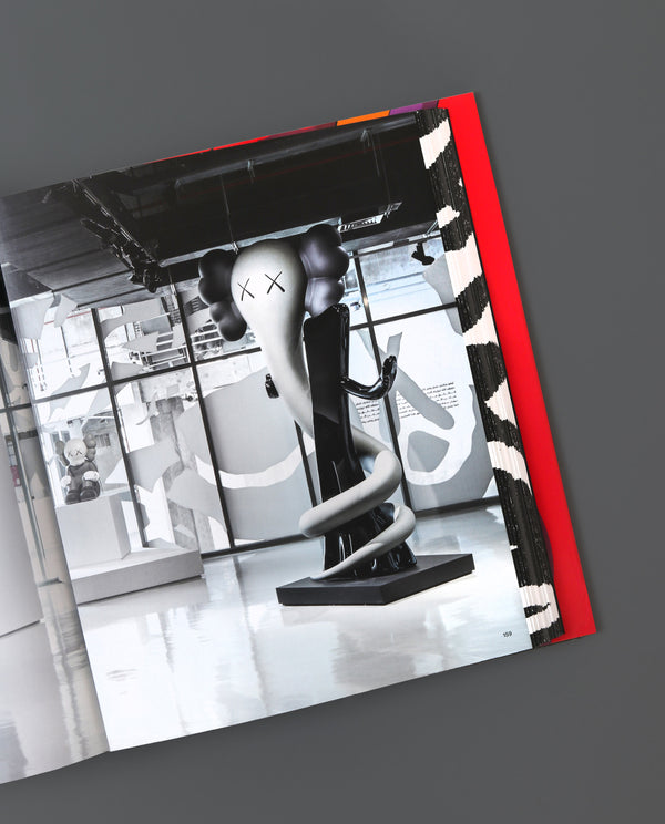 Salle Privée KAWS: He Eats Alone