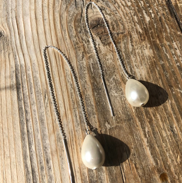 Salome Designs Girl With A Pearl Threader Earrings - Silver