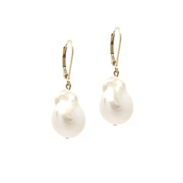 salome designs Penelope With a Pearl Earrings