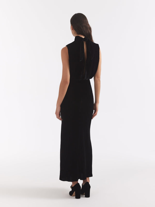 Saloni Fleur Velvet Dress In Black Pearl Clamshell