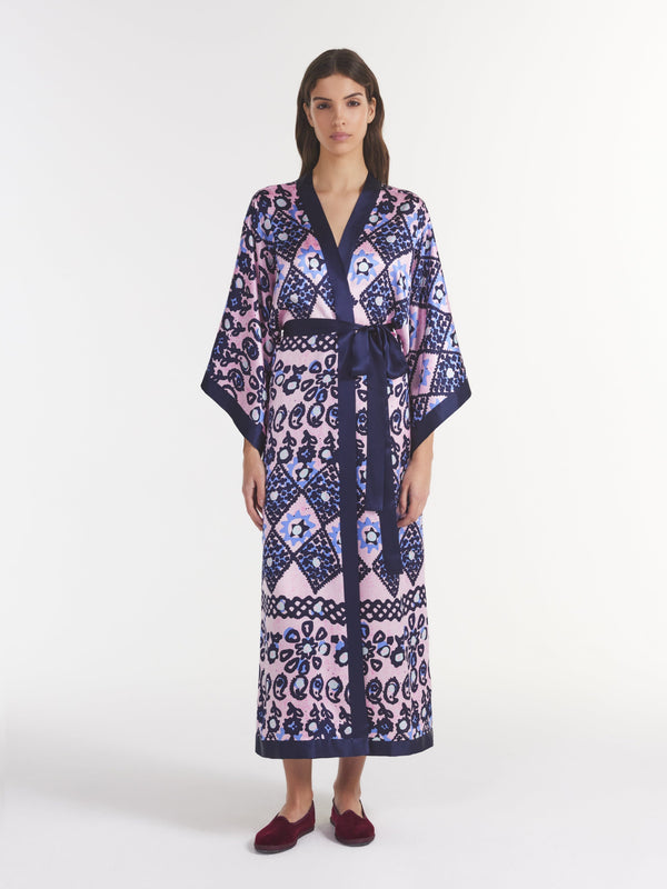 Saloni Silk Kimono Robe In Quartz Batik