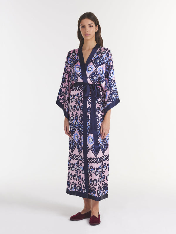 Saloni Silk Kimono Robe In Quartz Batik