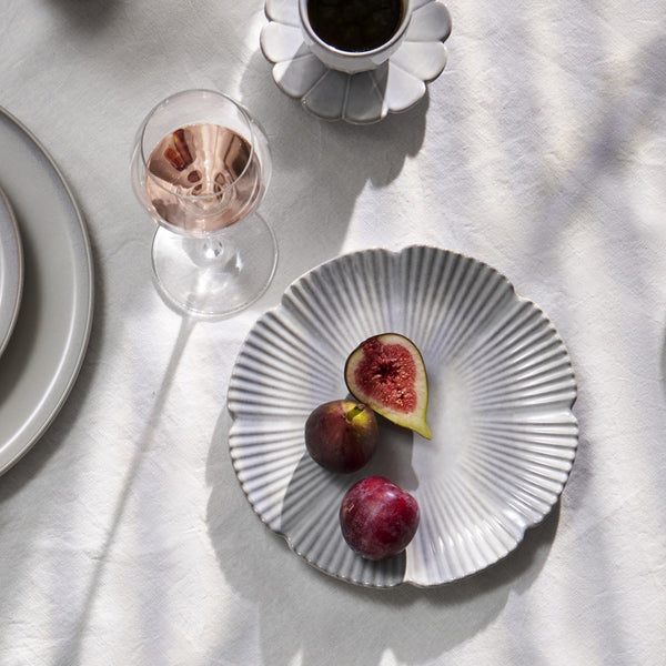 Salt & Pepper Hostess Flower Plate 20cm - Set Of 6