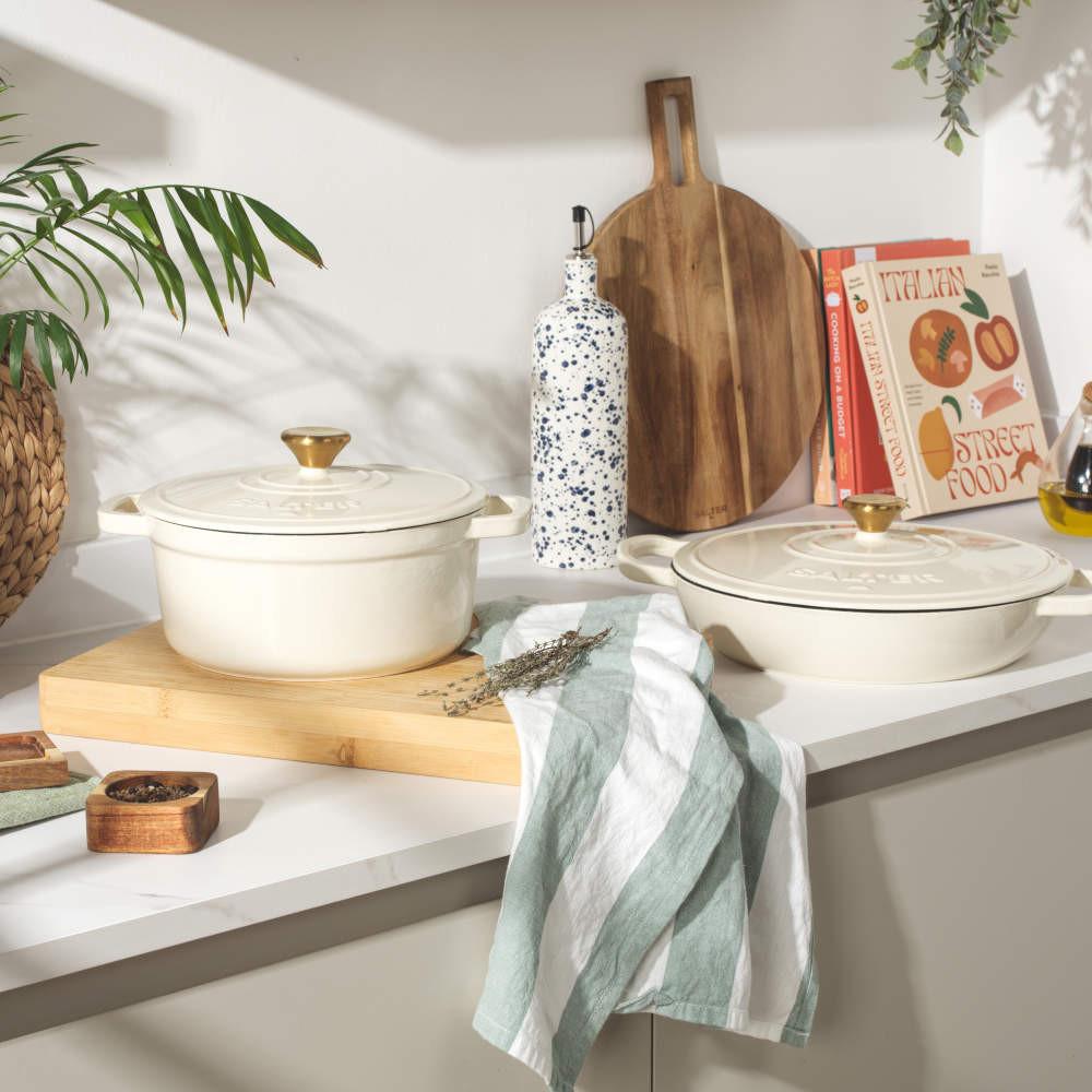 Salter Chester 24cm Cast Iron Casserole Pot - Cream | PFAS-free