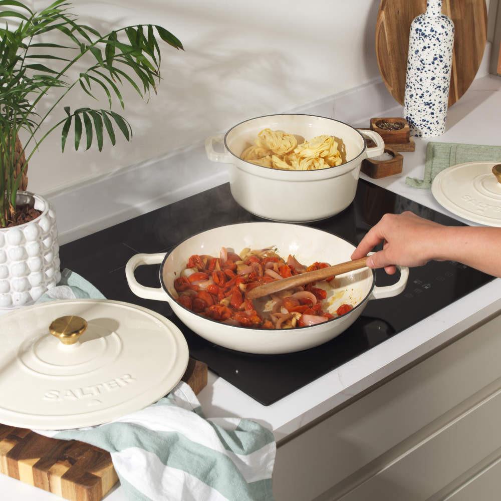 Salter Chester 30cm Shallow Cast Iron Casserole Pot – Cream