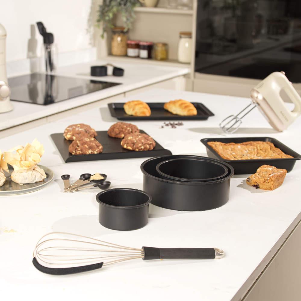 Salter Bakes 3pc Bakeware Set – Black