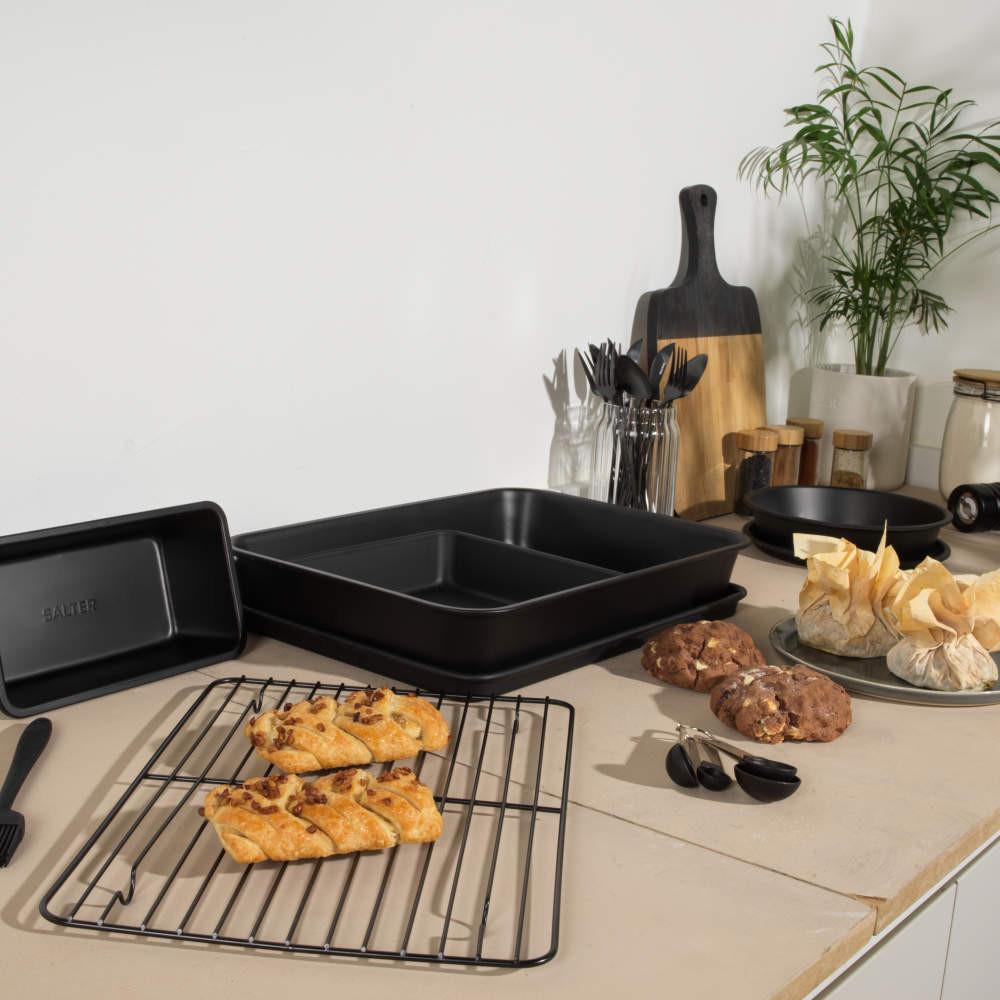 Salter Bakes 7-Piece Stackable Bakeware Set