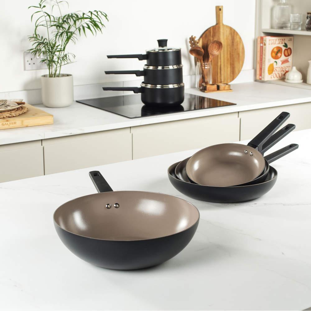 Salter Ceramic 2-Piece Frying Pan Set - 24/28cm