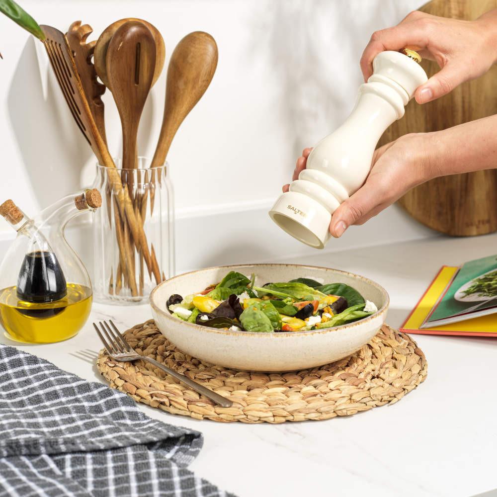 Salter Chester Salt & Pepper Mill - Cream