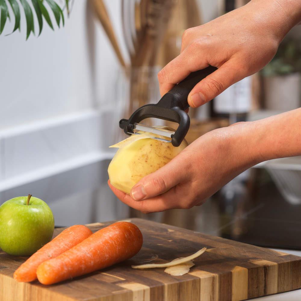 Salter Expert Y Peeler – Black