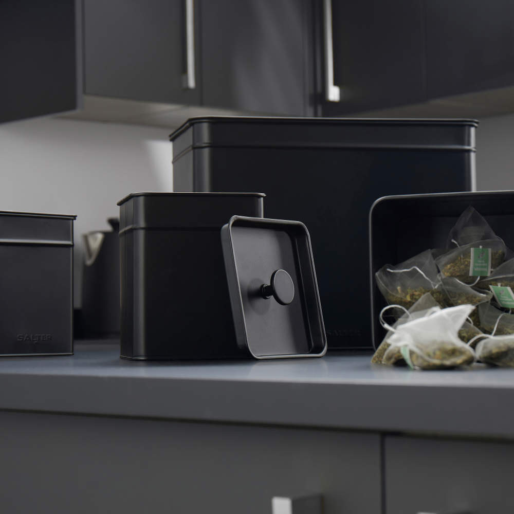Salter Kuro Bread Bin