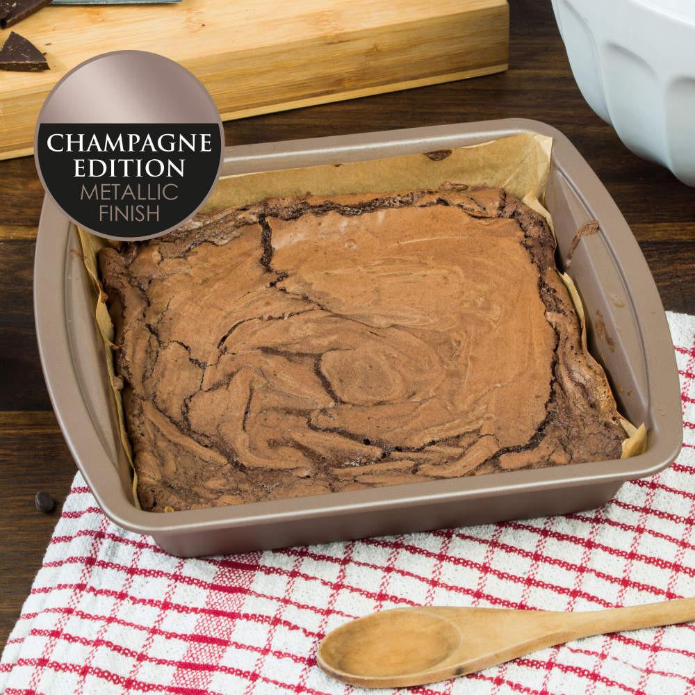 Salter Metallic 26cm Baking Pan