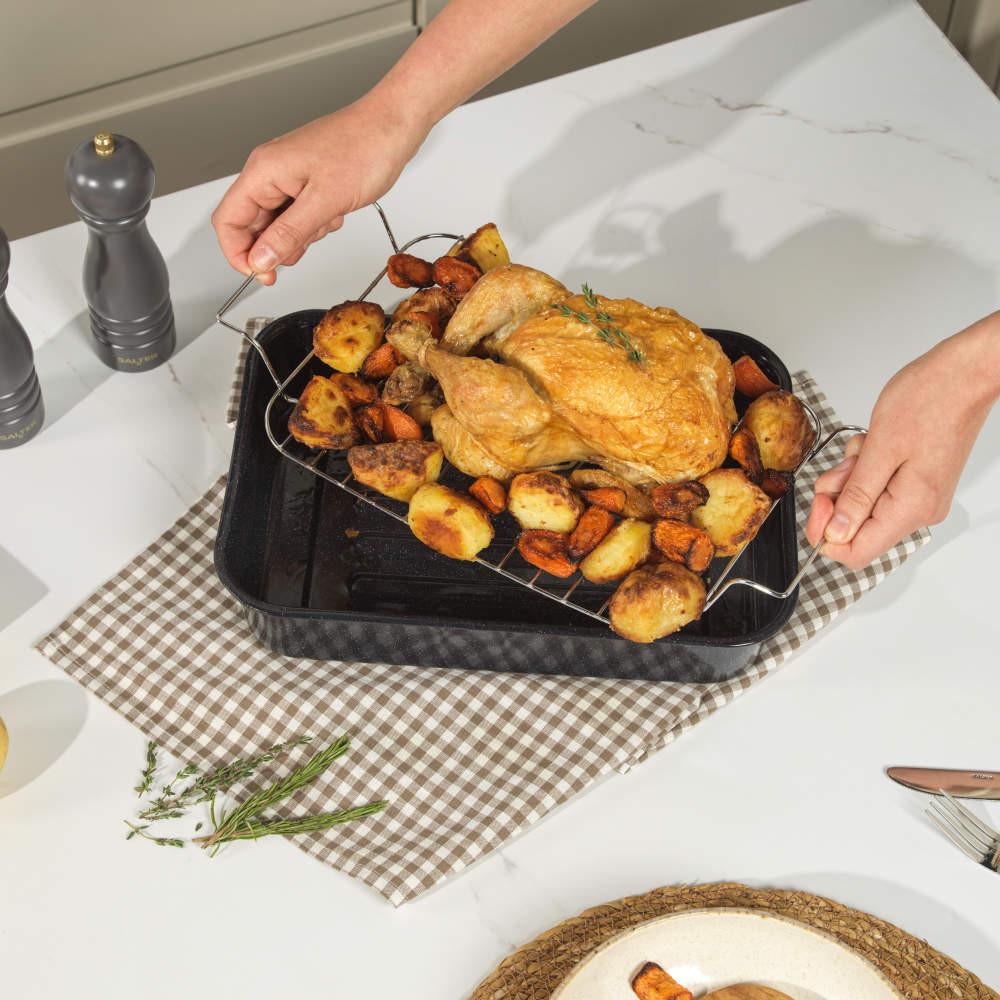 Salter Vitreous Enamel 32cm Roaster & Rack