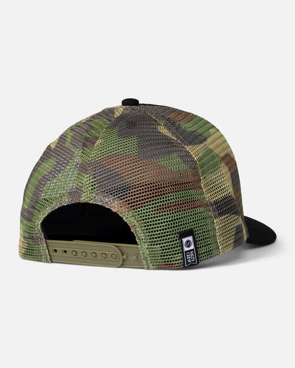Salty Crew Pinnacle Boys Retro Trucker Hat - Black Camo