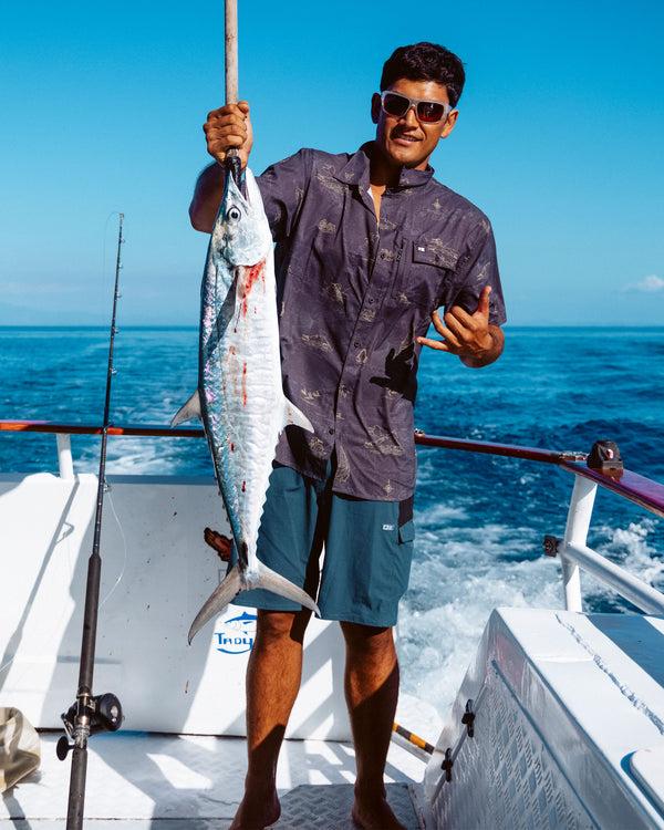 Salty Crew Helmsman UV Button Up - Phantom