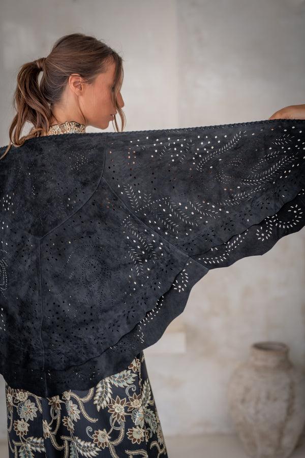 Salty Skin Damen Lederschal Schwarz PREORDER