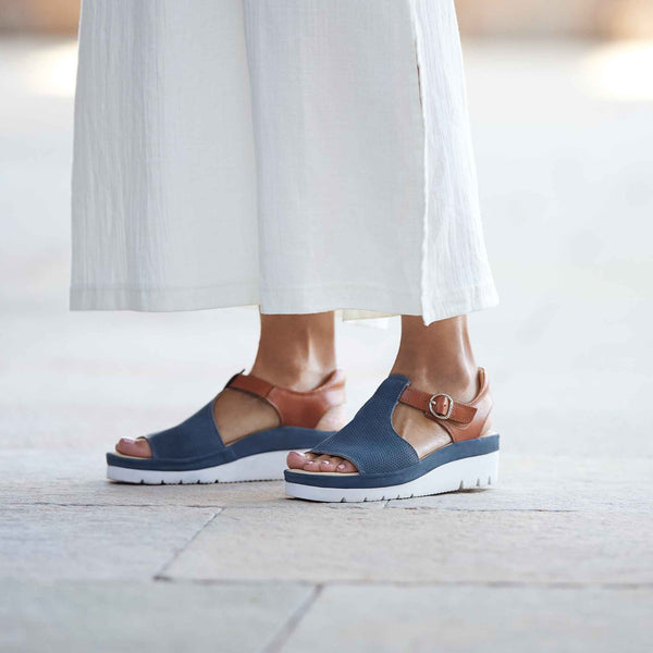 Samuel Hubbard Women's Portola T-Strap Sandal