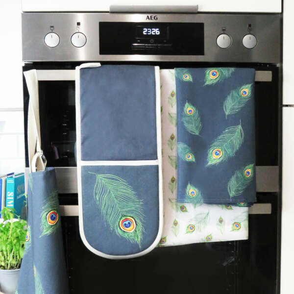 Samuel Lamont & Sons Peacock Feather Double Oven Glove