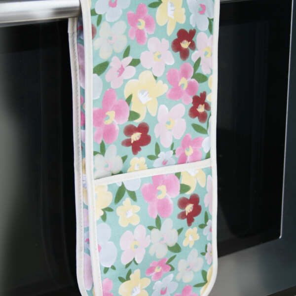 Samuel Lamont & Sons All In Blooms Double Oven Glove