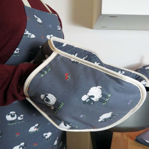 Samuel Lamont & Sons Fluffy Flock Double Oven Glove