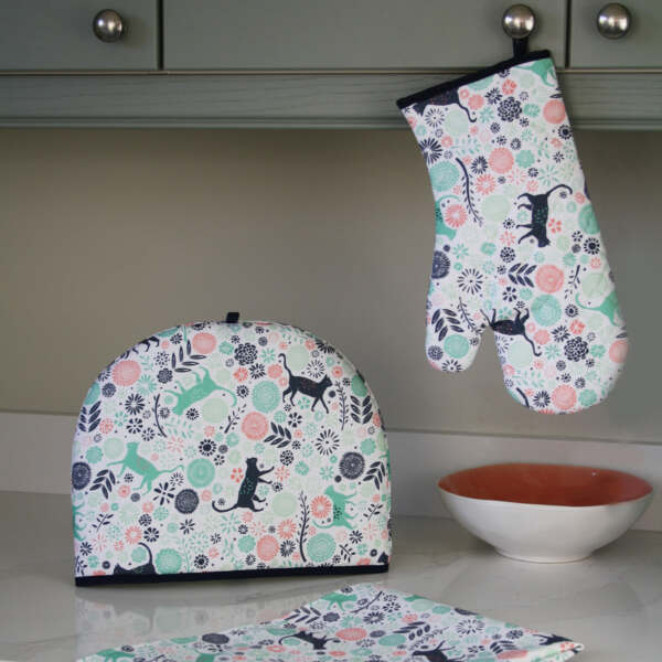 Samuel Lamont & Sons Kitchen Cats Tea Cosy