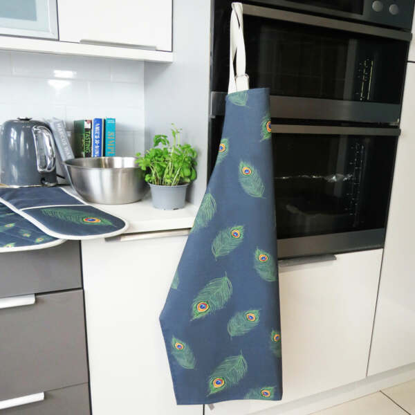 Samuel Lamont & Sons Peacock Feather Kitchen Apron